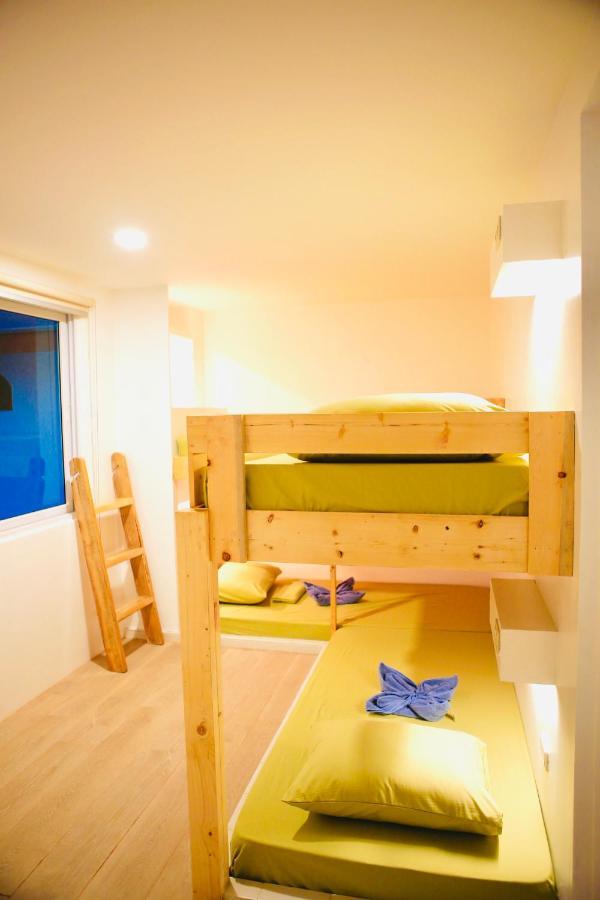 The Escape San Juan Hostel San Juan  Bagian luar foto